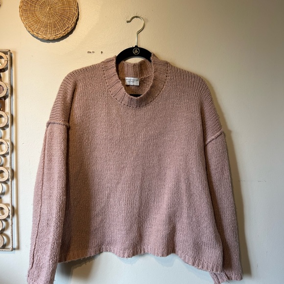 Aritzia dress forum large acrylic pink crew sweater… - Picture 2 of 6